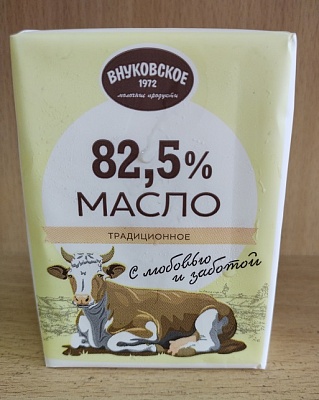 Масло Традиционное сладко-сливочное Внуковское (Корова) 82,5% 180гр.*30 пергамент