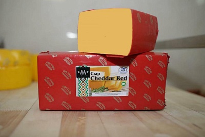 Сыр Чеддер красный "Cheddar Red" мдж 45% (брус ср. вес 4кг) *5